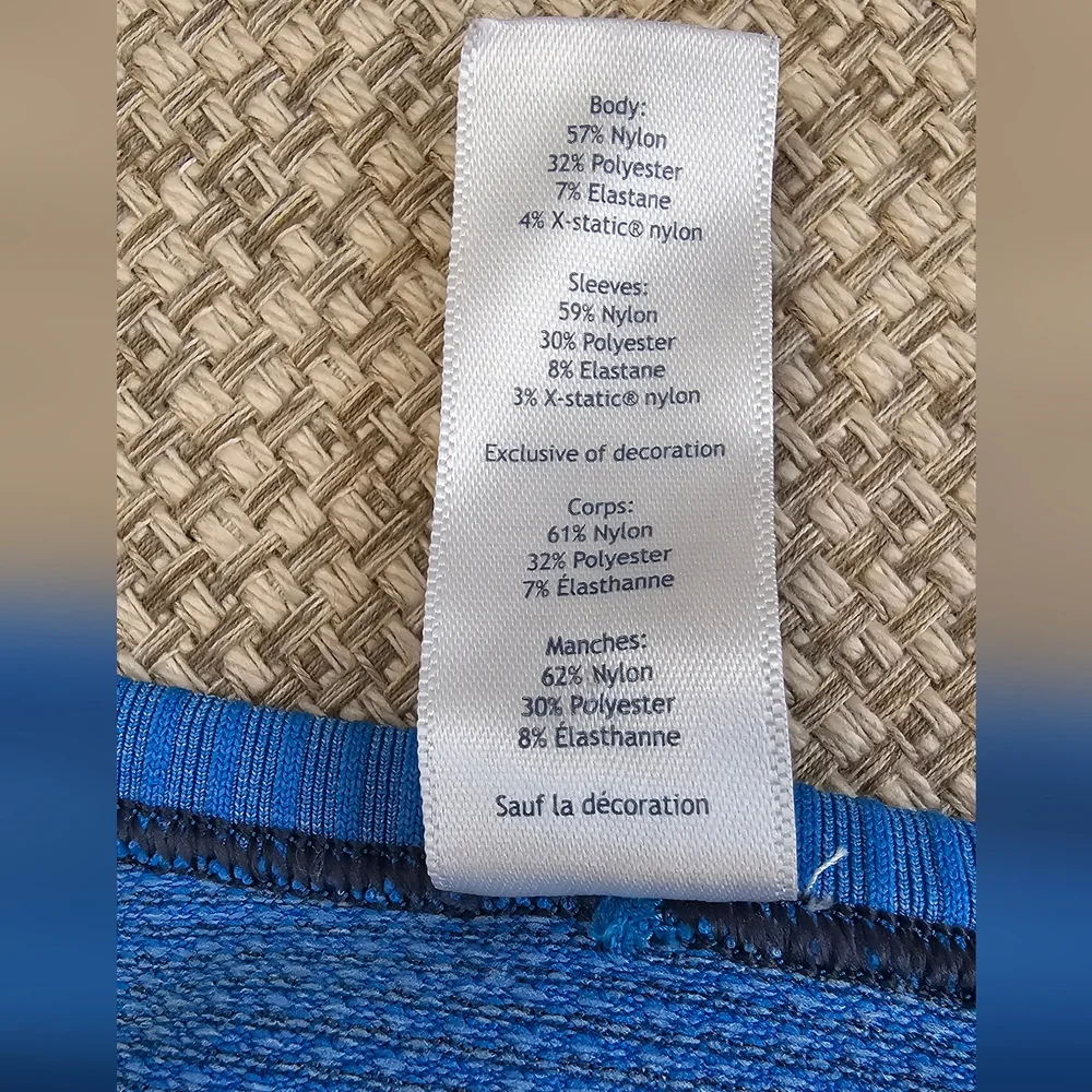 Ivivva (Lululemon) Girls 10 Blue Seamless Athletic Top Thumbholes Yoga Gym